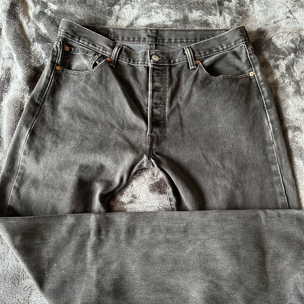 Mens Levi’s button fly jeans